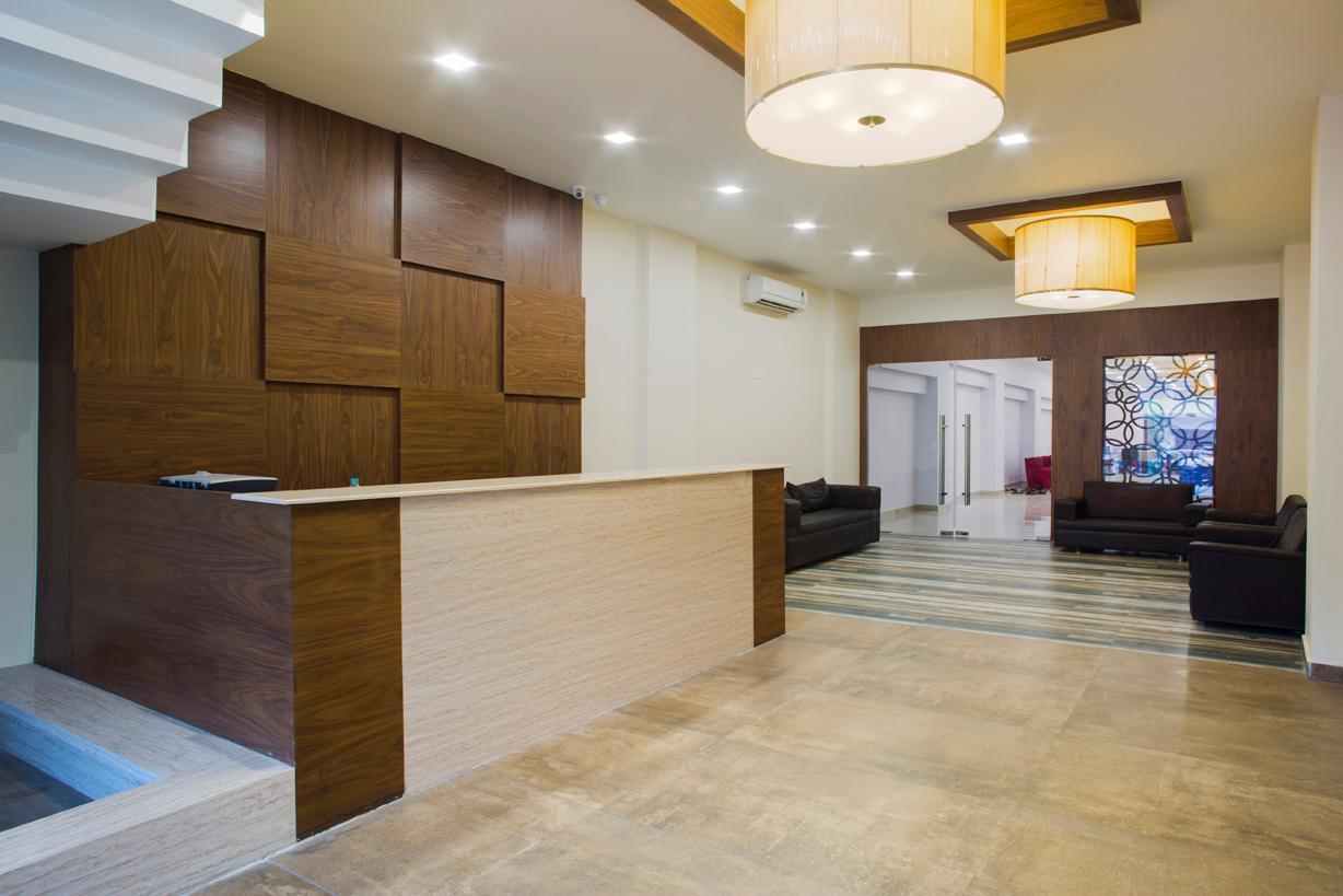 Hotel Amber Rudrapur Екстер'єр фото